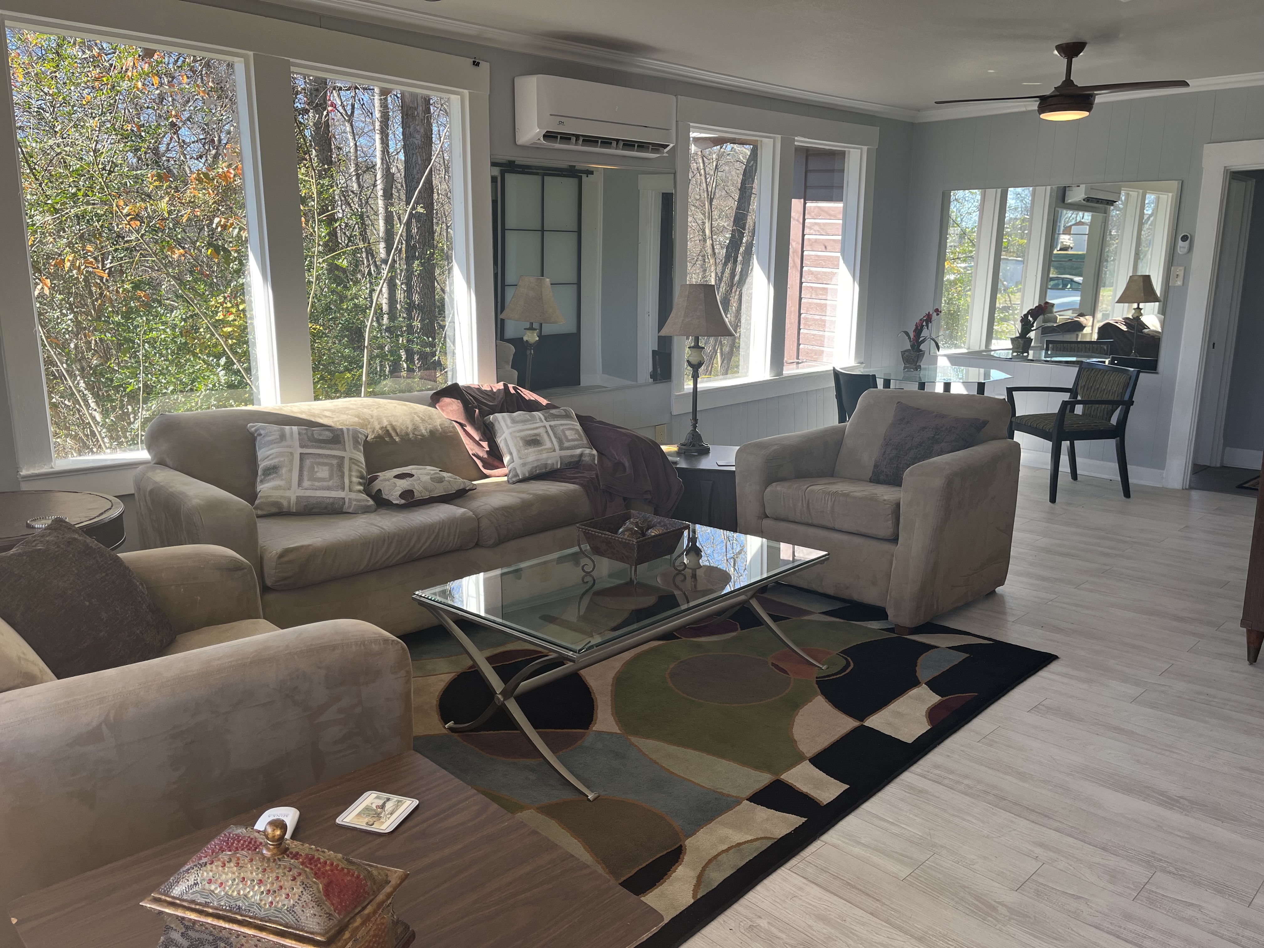 Garden House A Convention Center Walking Distance