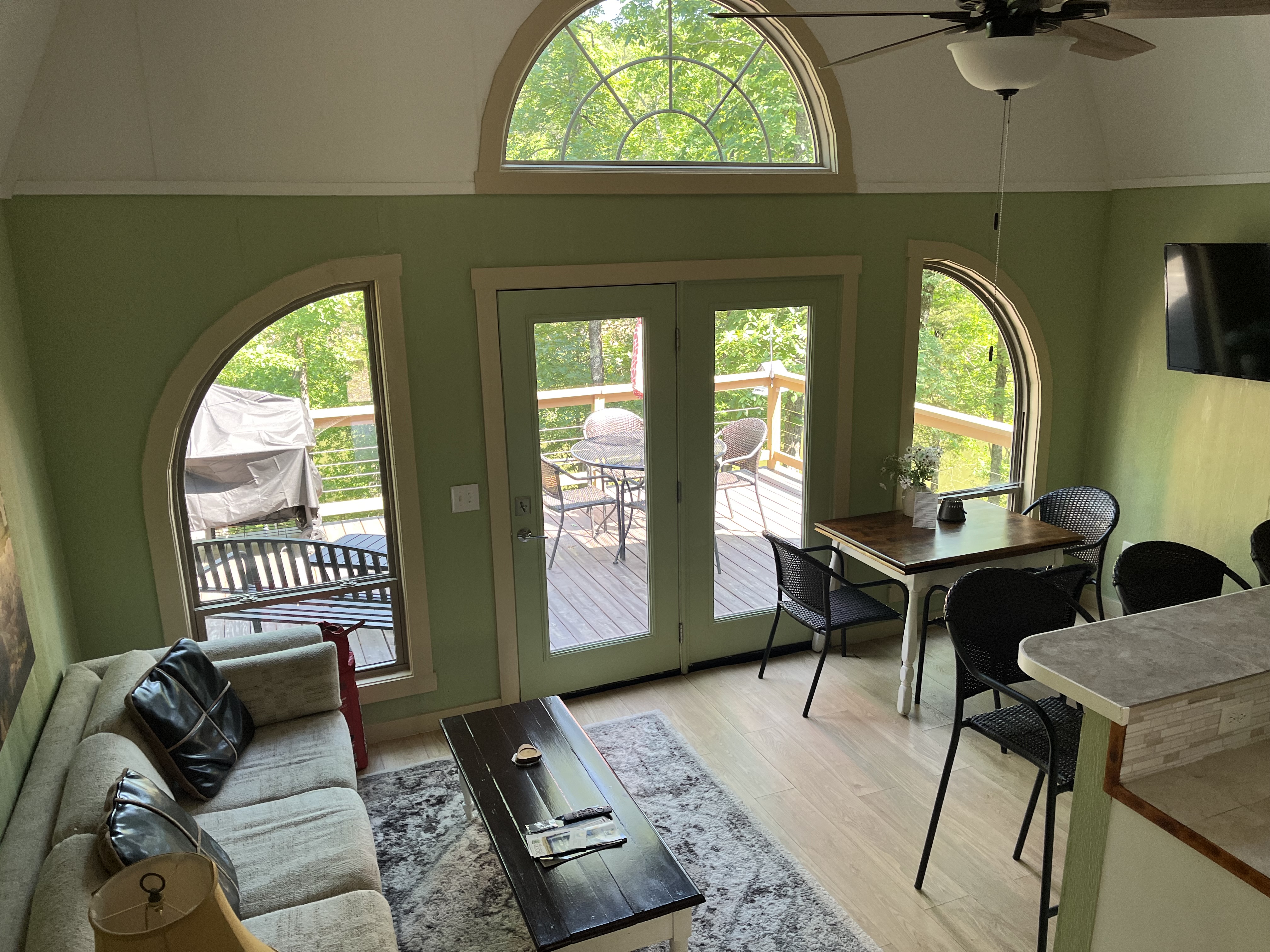 Country Chic Lake Cabin - 3