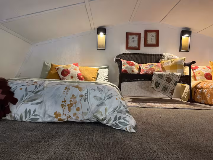 Venus Inn Lake Cabin - 16