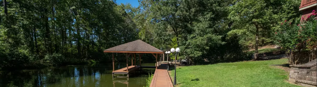 The Grand Hamilton Retreat