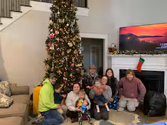 Celebrity Worthy 5/3.5 BR/Ba on Lake Hamilton  -- Lori