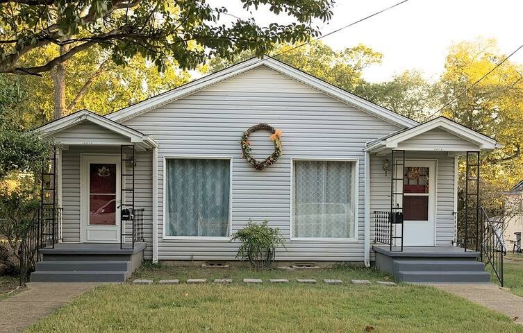 Front of the duplex. Rent both sides, if available. This unit is on the right.