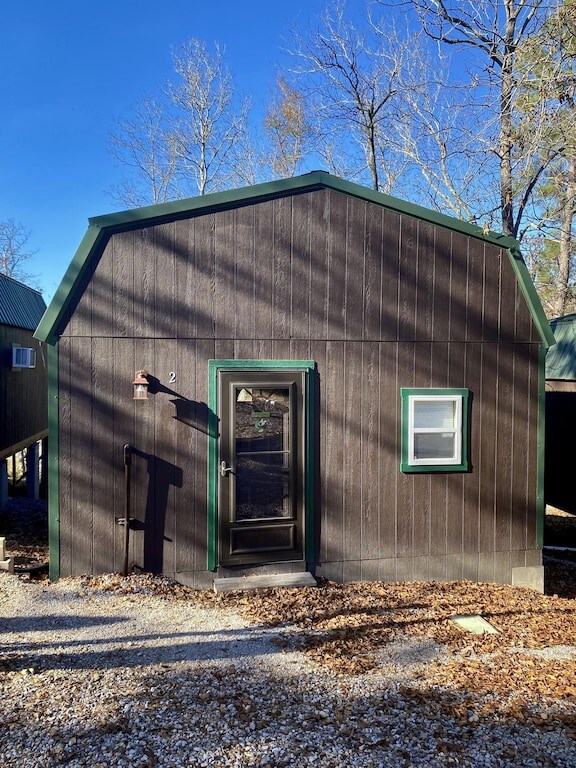 Cabin 2 

All 20 cabins have decks that look out over the lake!