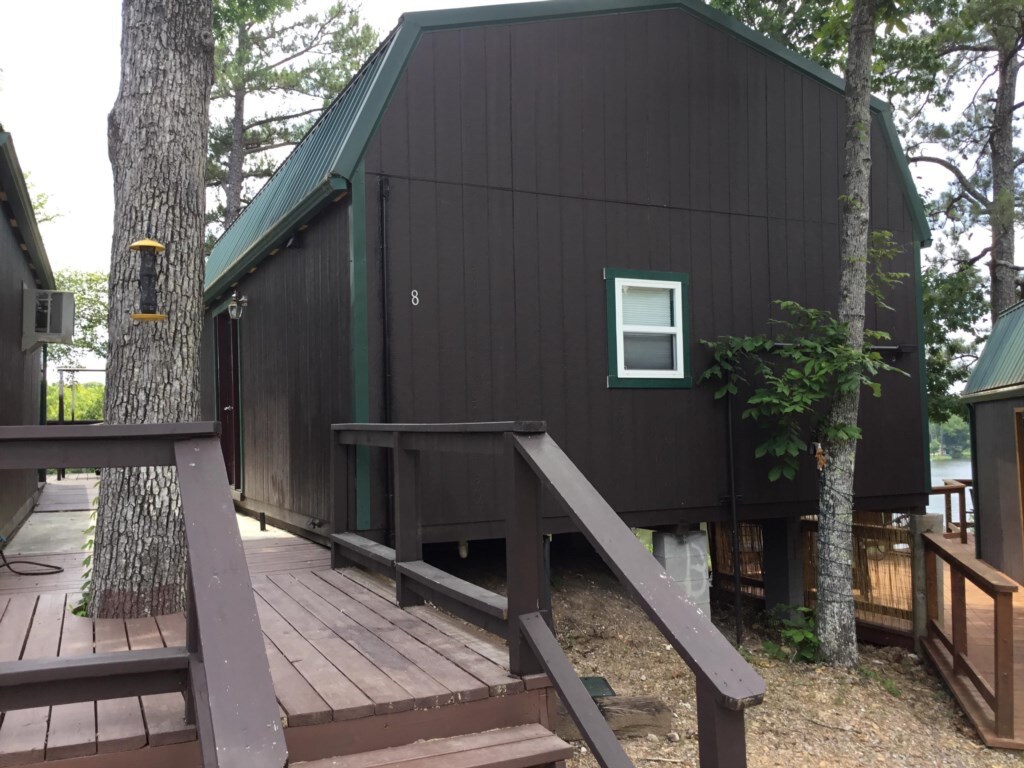 Cabin8

all cabins look the same from the outside but are themed differently.